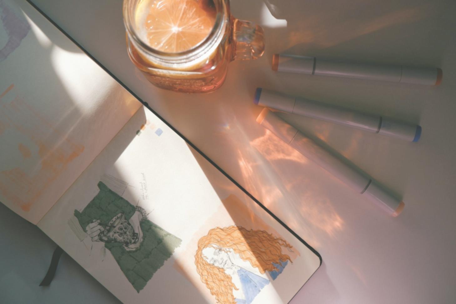 Esempi pratici di tecniche di sketching applicate su carta